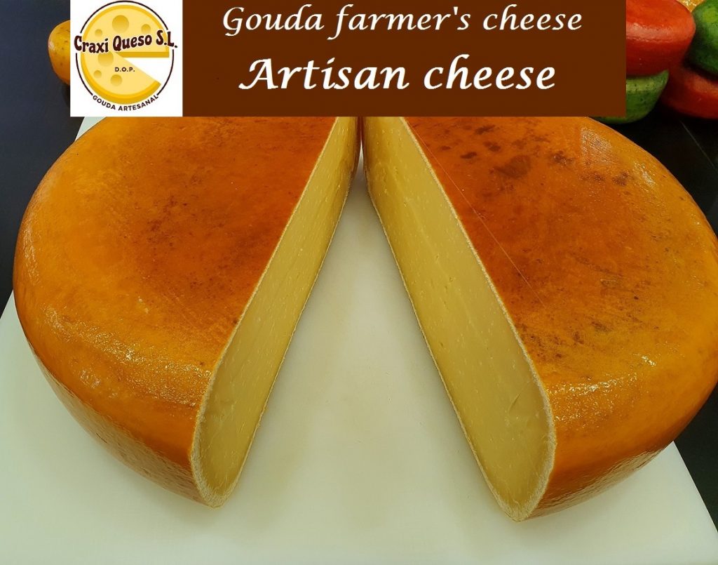 Discover the delicious richness of mature Gouda cheese. Spain's best artisanal Gouda cheese shop is located in Malaga and is a cheese lover's paradise