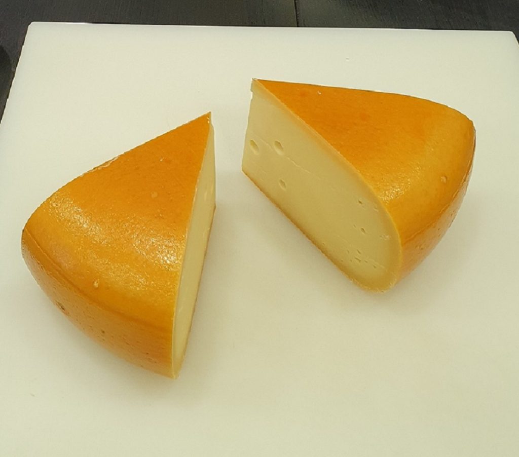 Craxi Semi Cured Cow Cheese: Dutch Gouda Farmer's Cheese made from Unpasteurised Cow's Milk.