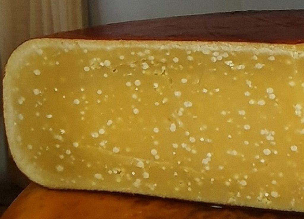 Craxi Gouda 3 Years – Rich, Crystalline Dutch Artisan Cheese with an Intense full-bodied Flavor